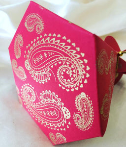 Paisley Print Prism Favour Box with Gold Twine 10pk