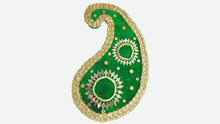 Load image into Gallery viewer, Large Paisley Velvet Mendhi Plate