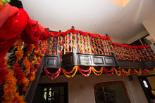 Load image into Gallery viewer, Traditional Indian Garland Home Decor Hire